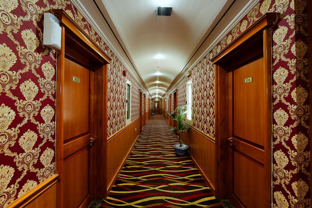 Jonrad Hotel Dubai Exterior photo