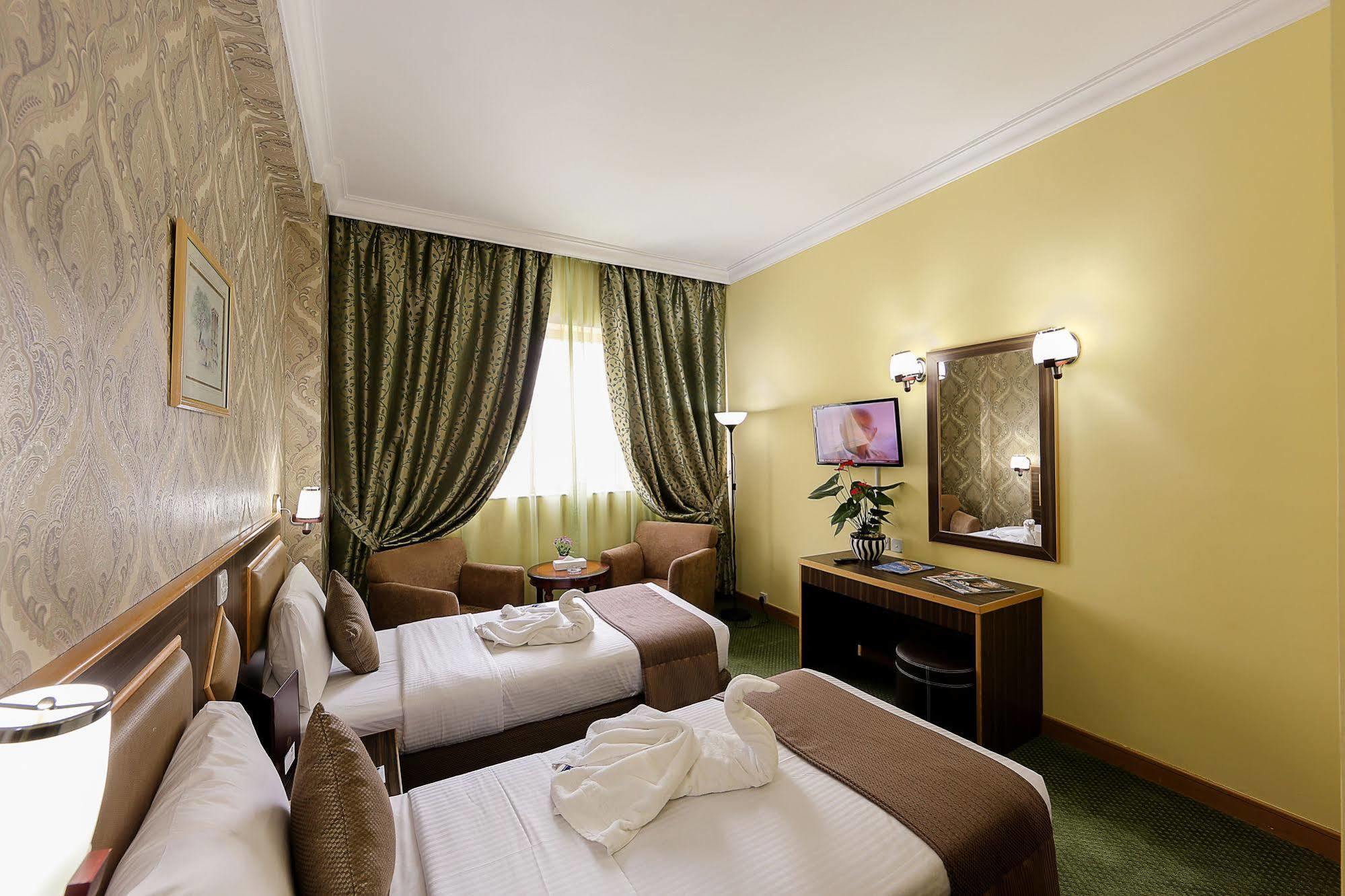 Jonrad Hotel Dubai Exterior photo