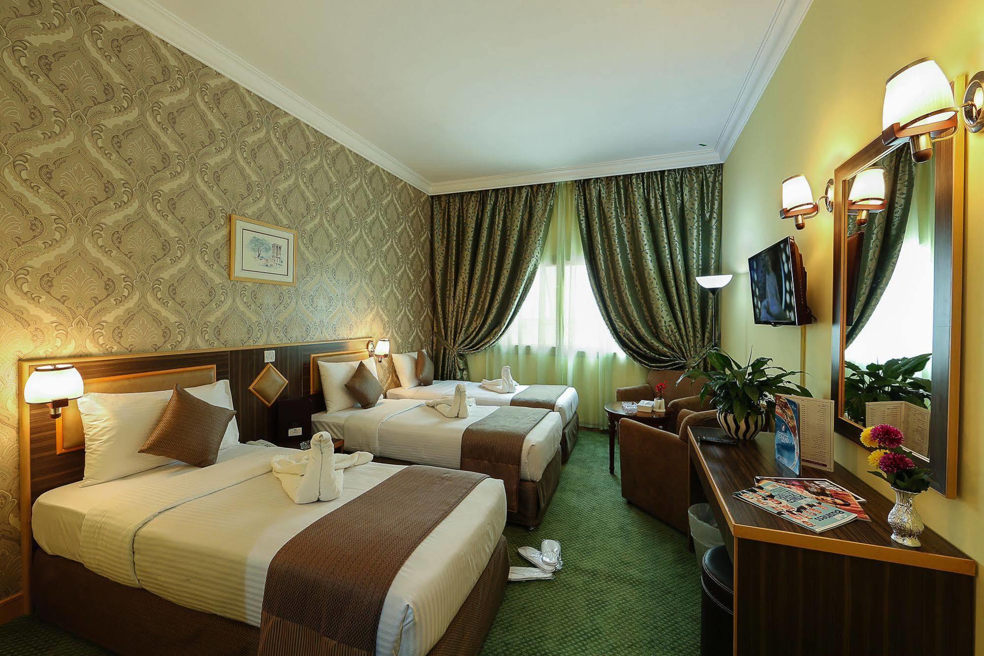 Jonrad Hotel Dubai Exterior photo