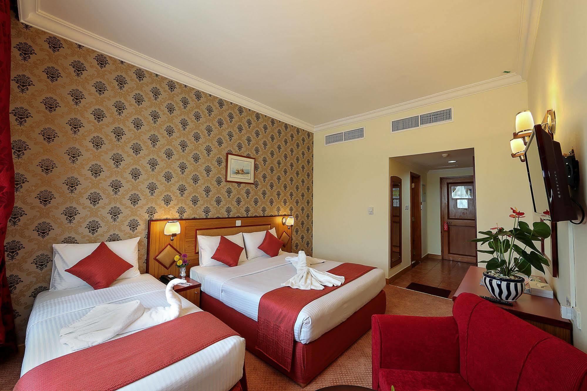 Jonrad Hotel Dubai Exterior photo